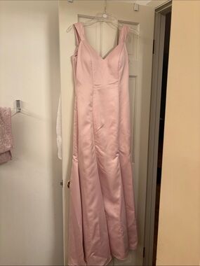 Elegant blush Pink Satin V-Neck Evening Gown